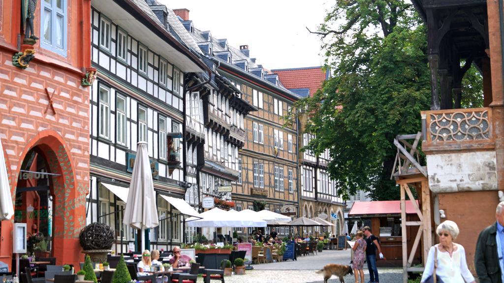 Hotel Kaiserhof กอสลาร์ ภายนอก รูปภาพ